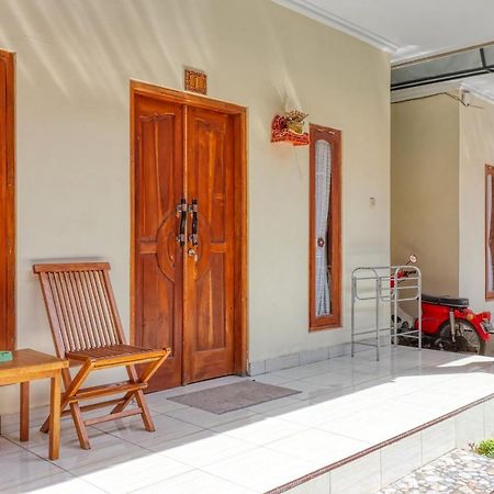 Nibugi Guest House Toyapakeh Екстер'єр фото